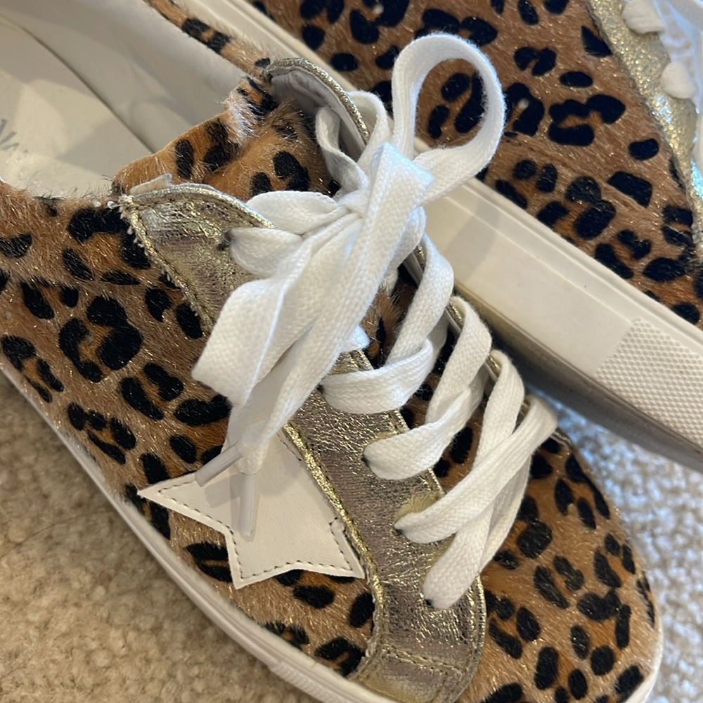 Leopard calf hair sneakers with star cut out - Picture 3 of 6